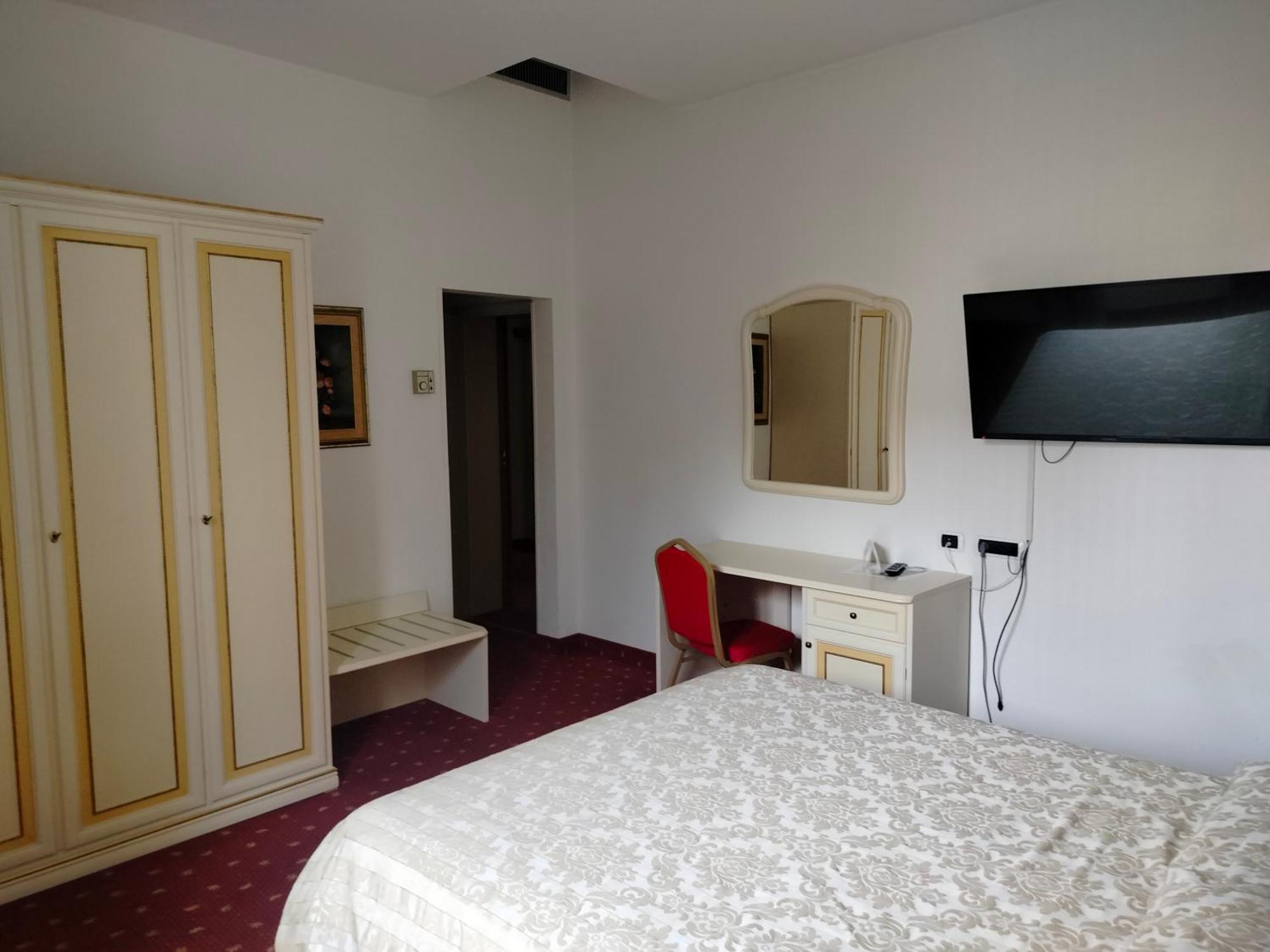 Hotel Centrale Piombino Dış mekan fotoğraf