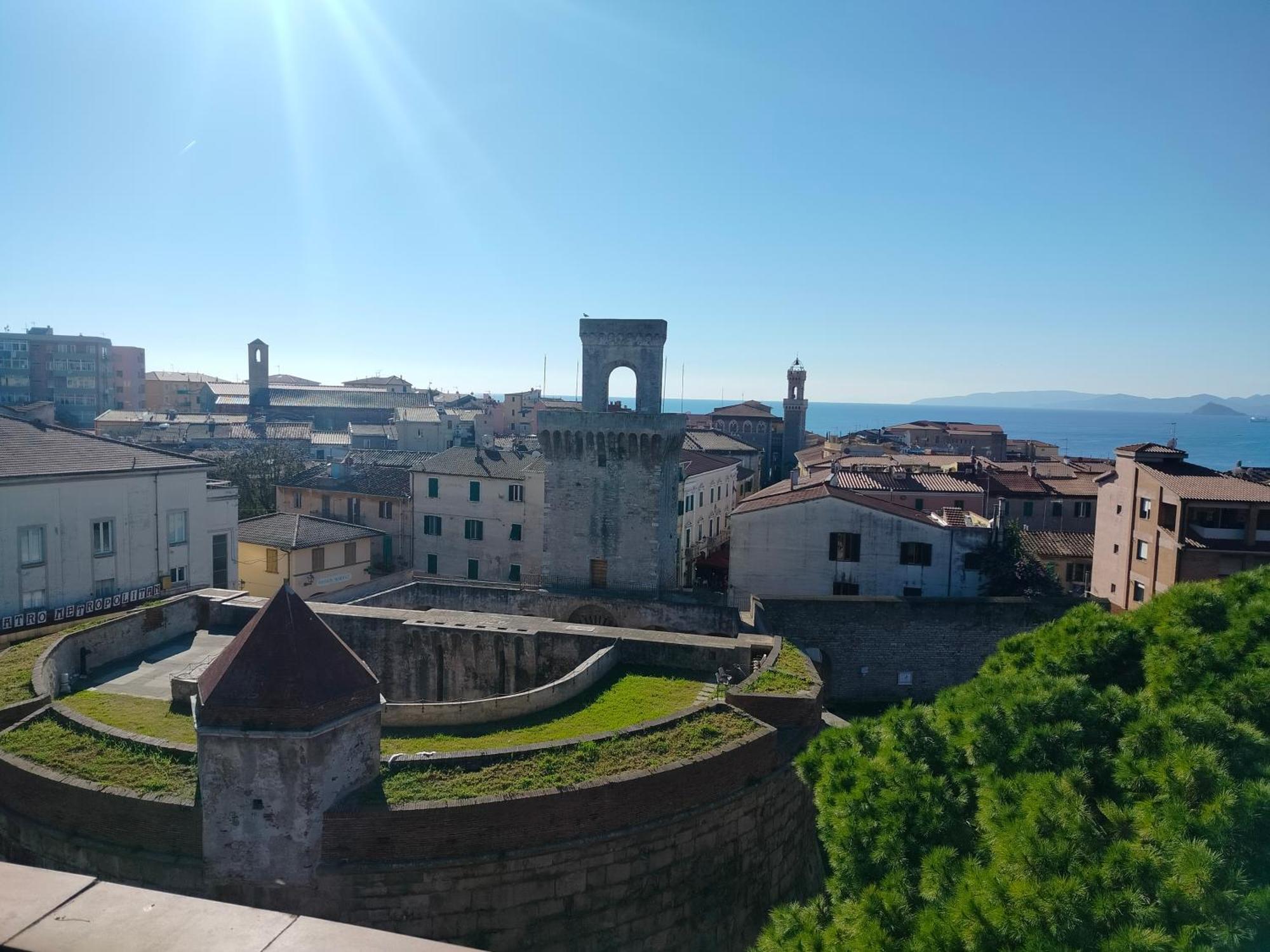 Hotel Centrale Piombino Dış mekan fotoğraf