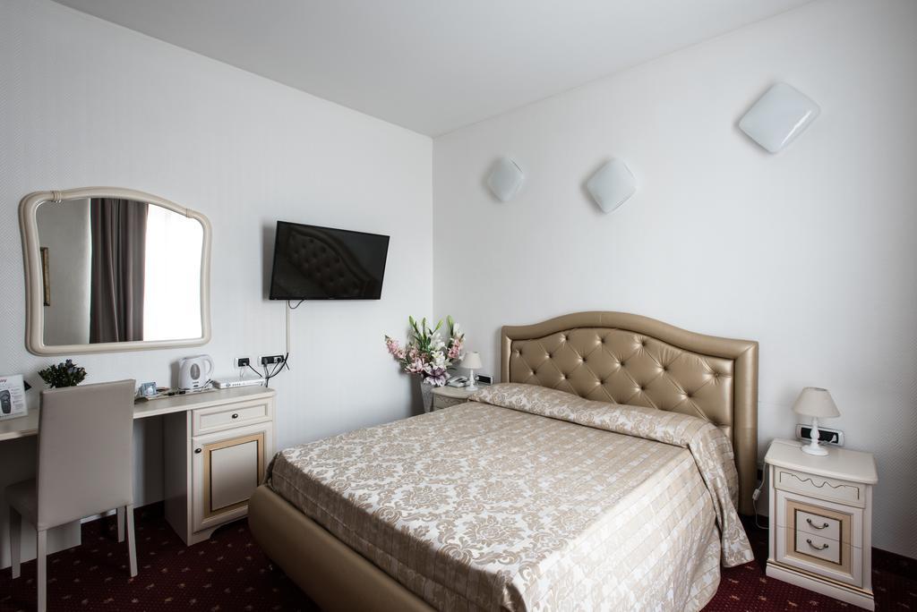 Hotel Centrale Piombino Dış mekan fotoğraf