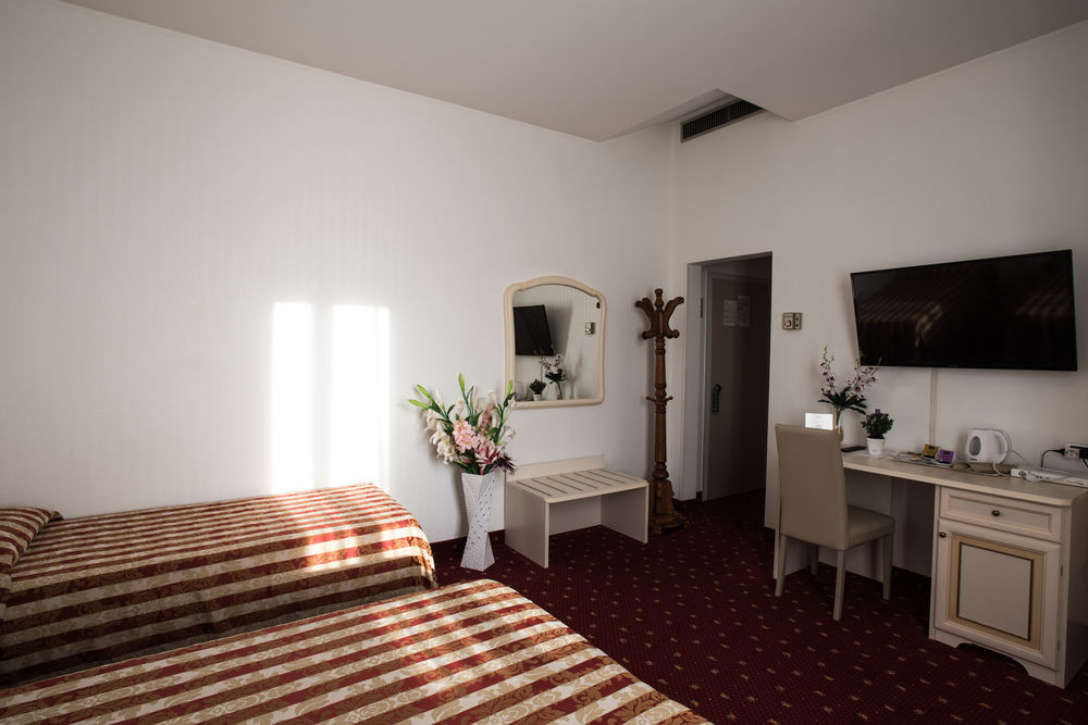 Hotel Centrale Piombino Dış mekan fotoğraf